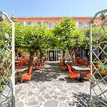 Le Provencal Logishotels 3* Les Issambres