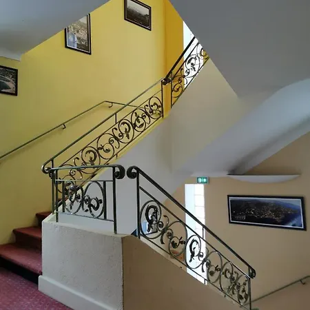 Logis Le Provencal Rest Les Muriers