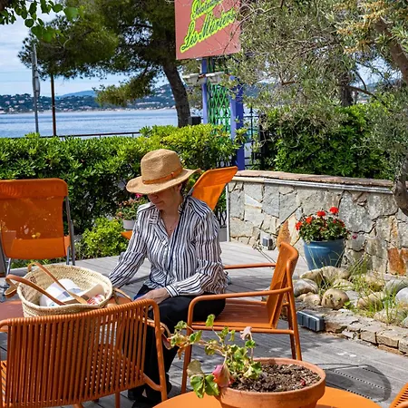 Logis Le Provencal Rest Les Muriers 3*