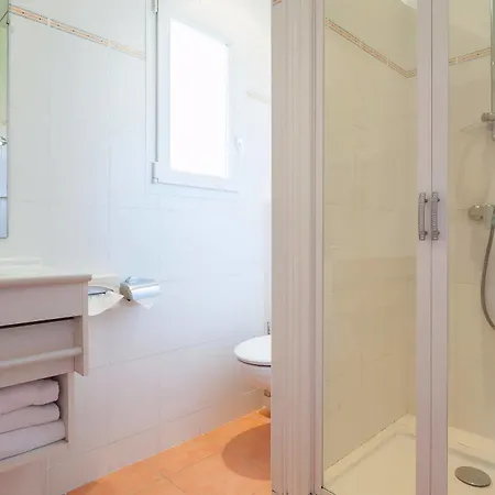 Le Provencal Logishotels Les Issambres