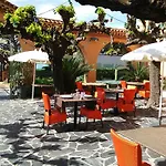 Hotel Logis Le Provencal Rest Les Muriers 3*