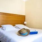 Logis Le Provencal Rest Les Muriers