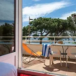 Logis Le Provencal Rest Les Muriers Hotel Les Issambres