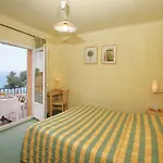 Hotel Logis Le Provencal Rest Les Muriers Les Issambres
