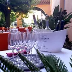 Logis Le Provencal Rest Les Muriers Hotel 3*