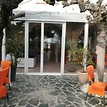 Logis Le Provencal Rest Les Muriers 3*