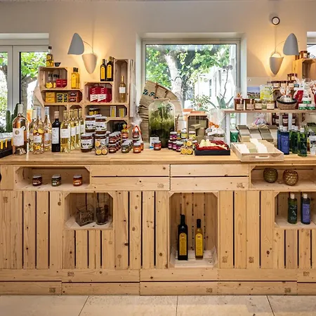 Logis Le Provencal Rest Les Muriers 雷以桑布尔