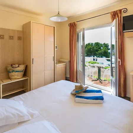 Logis Le Provencal Rest Les Muriers