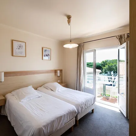 מלון Logis Le Provencal Rest Les Muriers