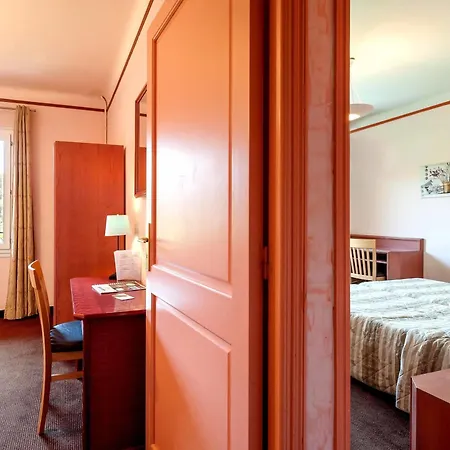 Le Provencal Logishotels Les Issambres