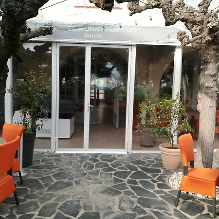 Logis Le Provencal Rest Les Muriers 3*