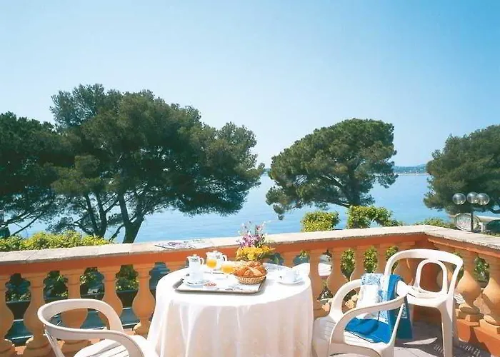 Le Provencal Logishotels Hotel