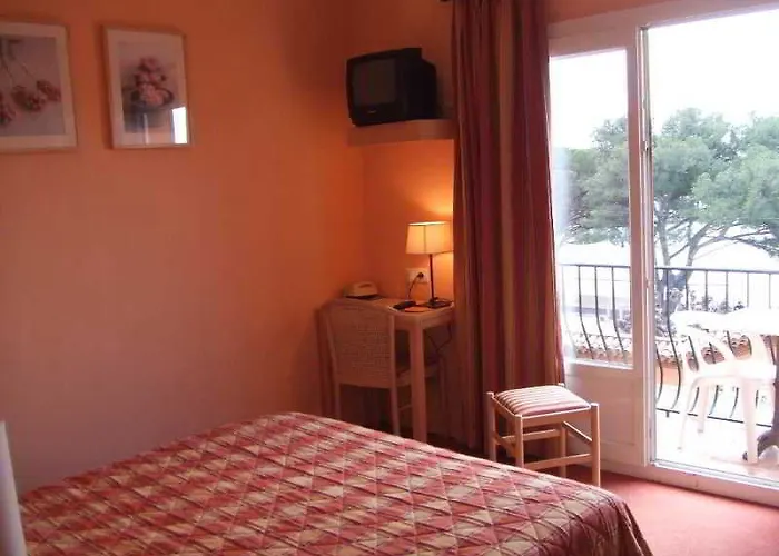 Le Provencal Logishotels فندق 3*