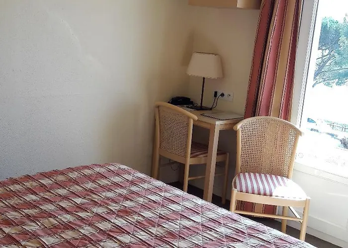 Le Provencal Logishotels 3*